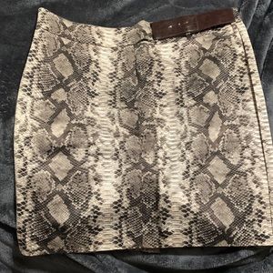 Skirt Size 16 MICHAEL Michael Kors Snake Print with Zipper/Button/Belt